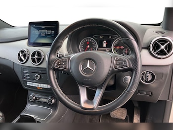 Used Mercedes-Benz B Class 2017 for sale - 78209446: Photo