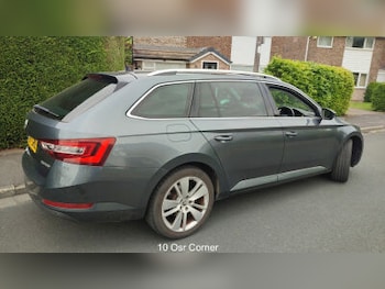 Used Skoda Superb 2017 for sale - 78512587: Photo