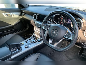Used Mercedes-Benz SLC 2019 for sale - 77742102: Photo