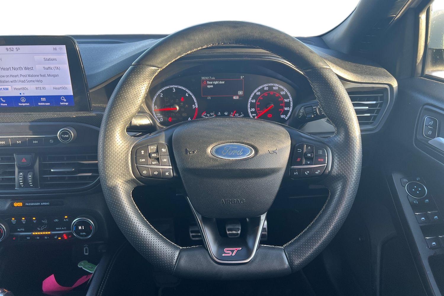 Used Ford Focus 2020 for sale - 77743721: Photo 5