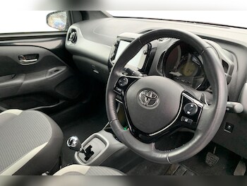 Used Toyota AYGO 2021 for sale - 77527369: Photo