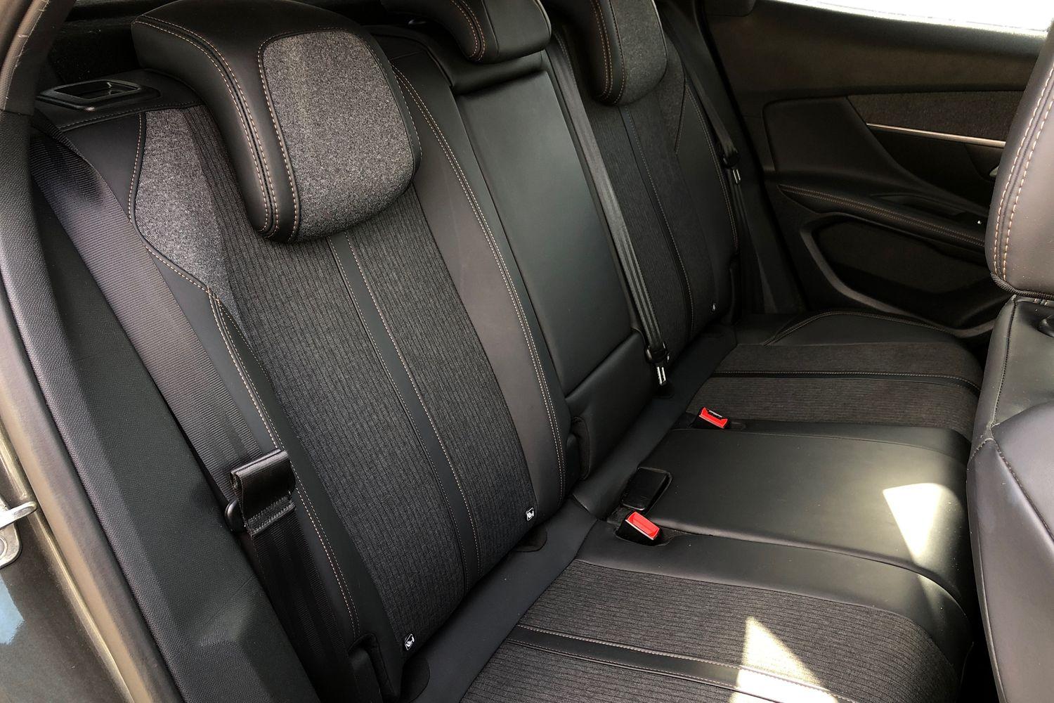 Used Peugeot 3008 2017 for sale - 76669022: Photo 14