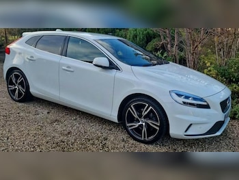 2019 - T3 [152] R DESIGN Edition 5dr