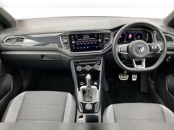 Used Volkswagen T-Roc 2021 for sale - 79104761: Photo