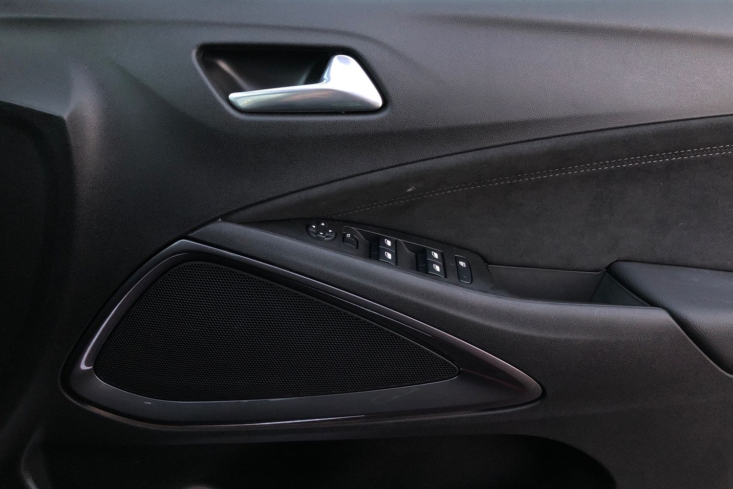 Used Vauxhall Crossland 2021 for sale - 76460987: Photo 16