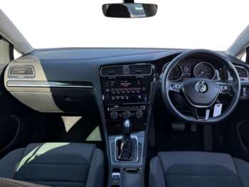 Used Volkswagen Golf 2019 for sale - 74664442: Photo