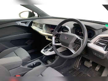 Used Audi Q4 e-tron 2021 for sale - 76488356: Photo