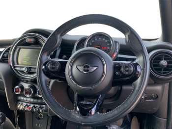 Used MINI Hatch 2017 for sale - 75048211: Photo
