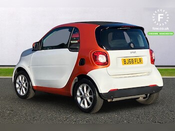 Used smart fortwo 2018 for sale - 76558034: Photo