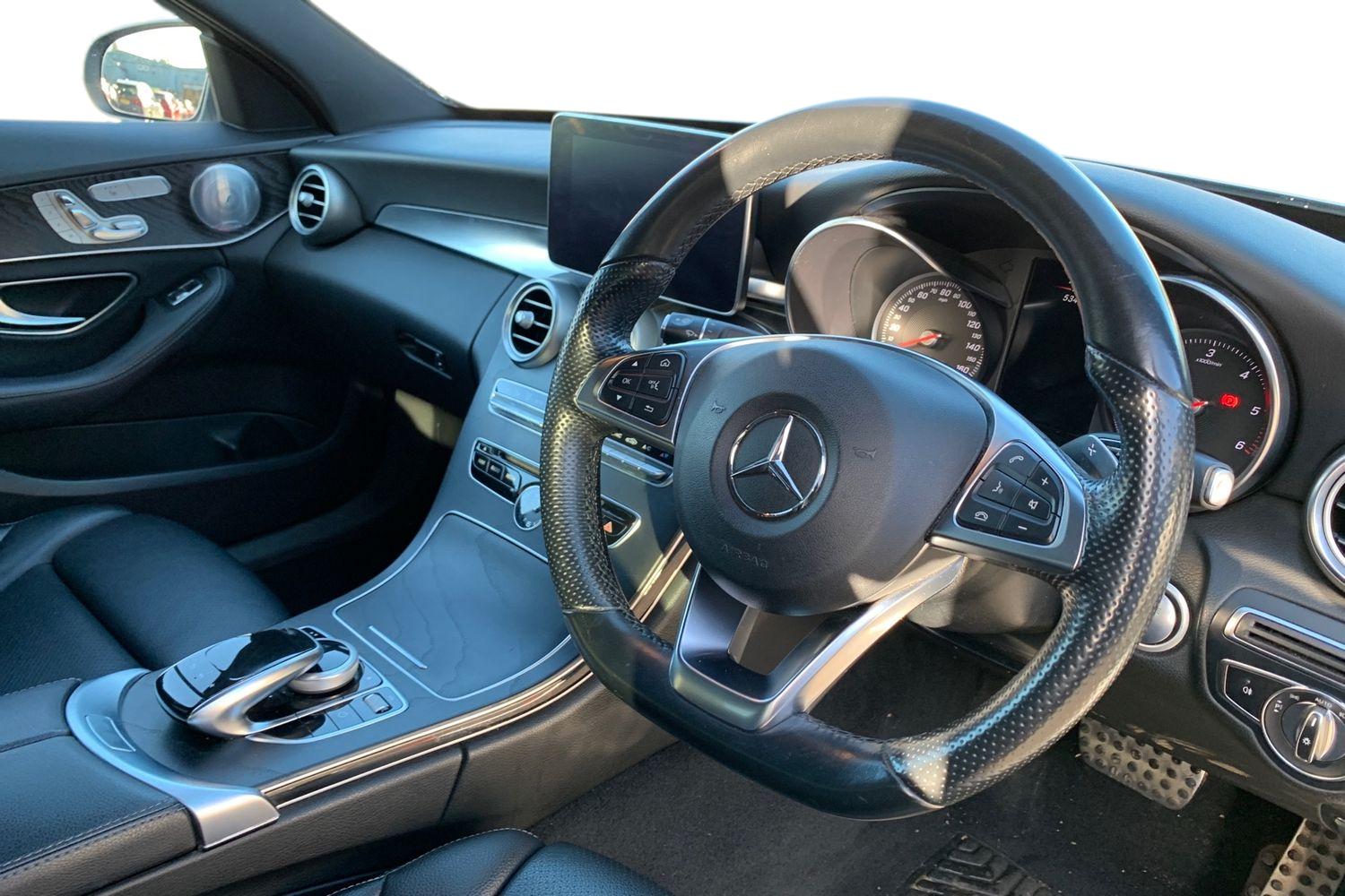 Used Mercedes-Benz C Class 2018 for sale - 77514756: Photo 3