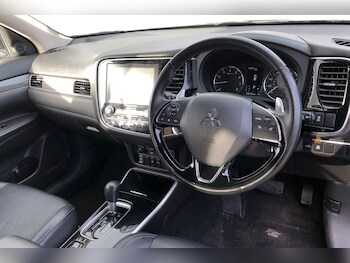 Used Mitsubishi Outlander 2020 for sale - 77383358: Photo