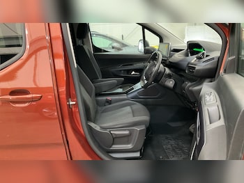 Used Peugeot Rifter 2022 for sale - 76476153: Photo