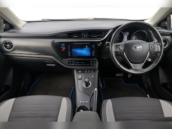 Used Toyota Auris 2017 for sale - 76374777: Photo