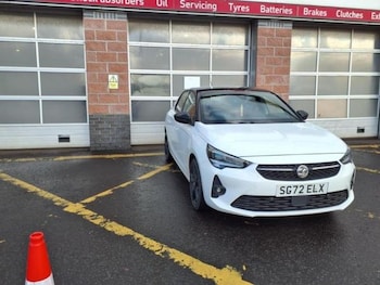 Vauxhall - Corsa