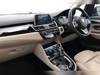 Used BMW 2 Series 2018 for sale - 76421521: Photo