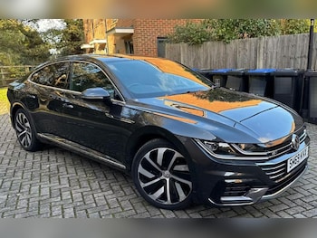 2019 - 2.0 TDI R-Line 5dr