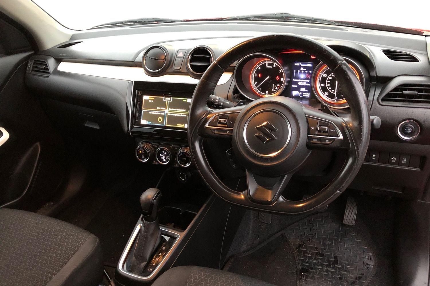 Used Suzuki Swift 2018 for sale - 76564819: Photo 3