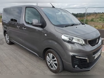 2018 - 2.0 BlueHDi 180 Allure Standard [8 Seat] 5dr EAT8