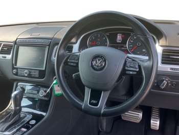 Used Volkswagen Touareg 2017 for sale - 74846150: Photo