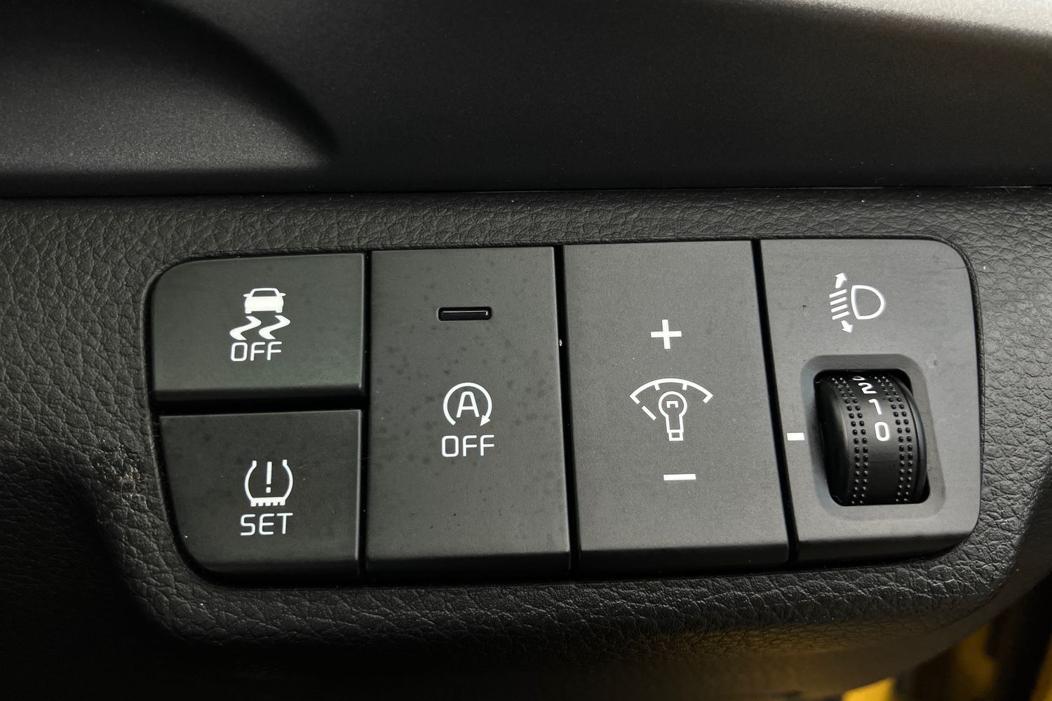 Used Kia Stonic 2022 for sale - 77515160: Photo 17