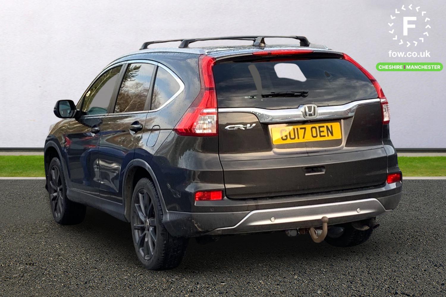 Used Honda CR-V 2017 for sale - 76844624: Photo 2