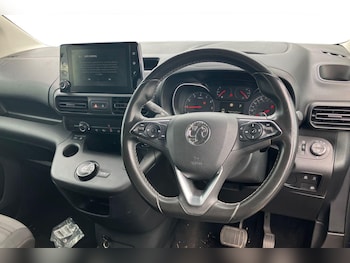Used Vauxhall Combo Life 2019 for sale - 76186116: Photo 3