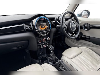 Used MINI Hatch 2018 for sale - 78794357: Photo