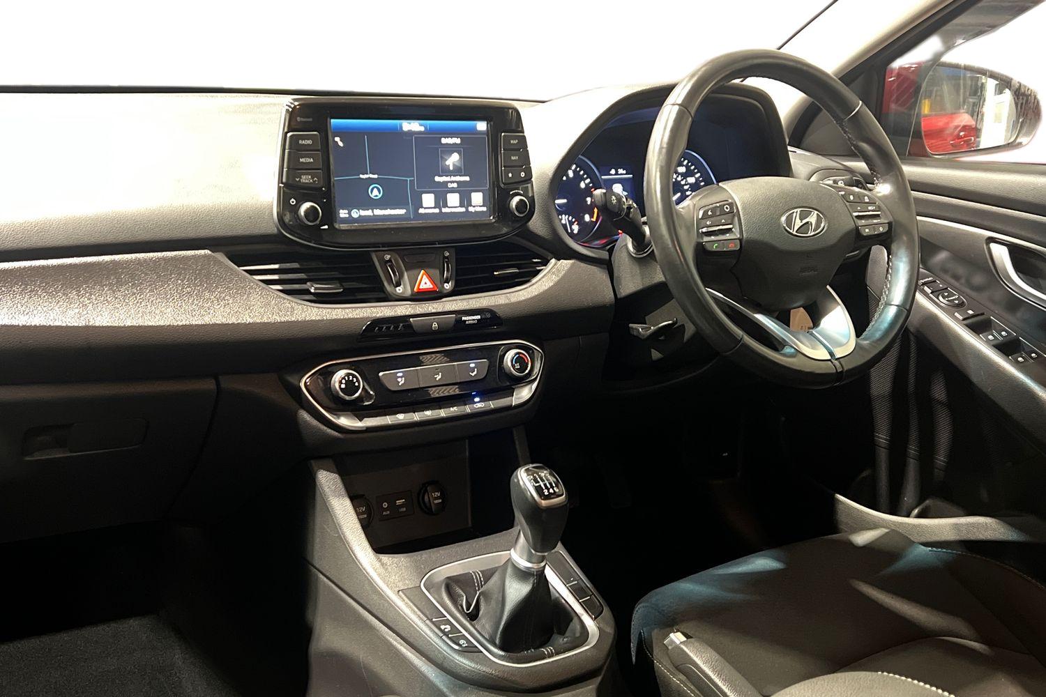 Used Hyundai i30 2019 for sale - 76685756: Photo 4