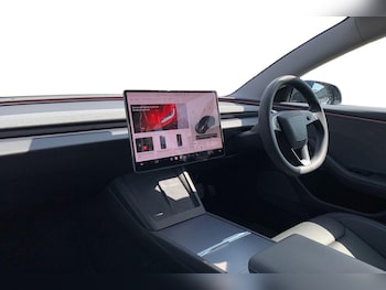 Used Tesla Model 3 2025 for sale - 79507541: Photo