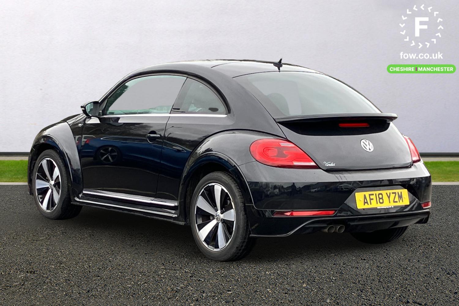 Used Volkswagen Beetle 2018 for sale - 77842972: Photo 2