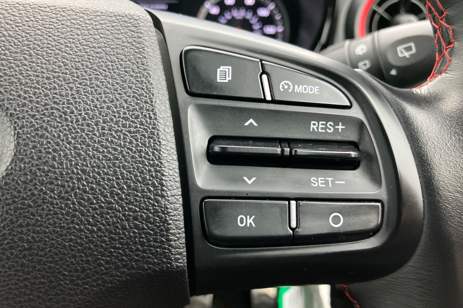 Used Hyundai i10 2023 for sale - 76115133: Photo 12