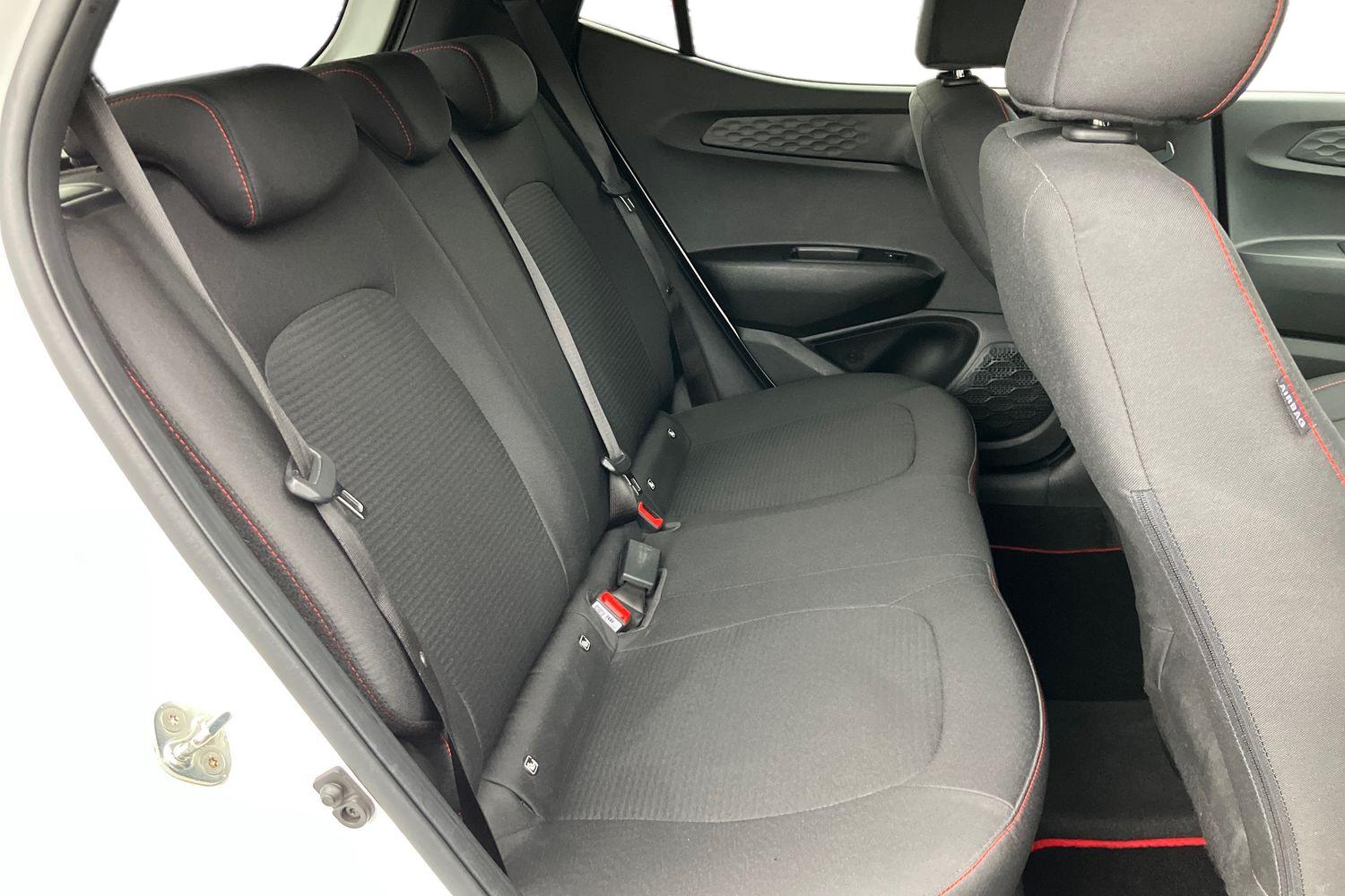 Used Hyundai i10 2023 for sale - 76115133: Photo 18