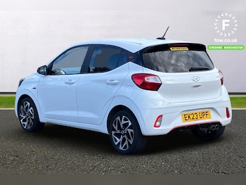 Used Hyundai i10 2023 for sale - 76115133: Photo 2