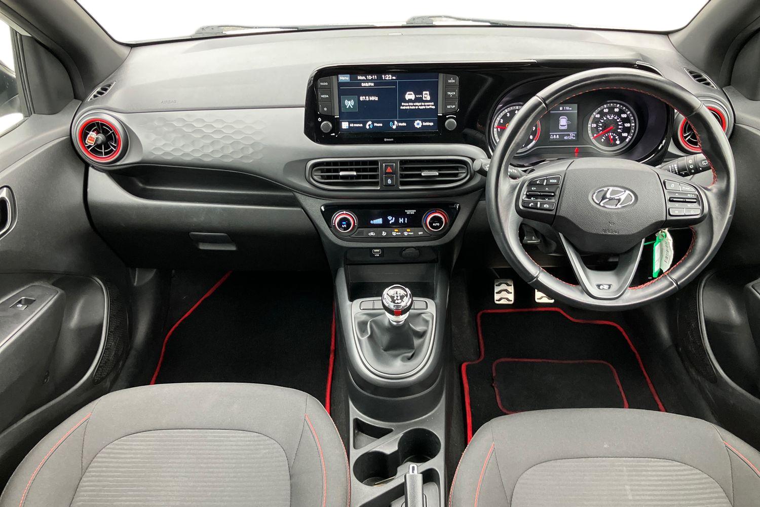 Used Hyundai i10 2023 for sale - 76115133: Photo 3