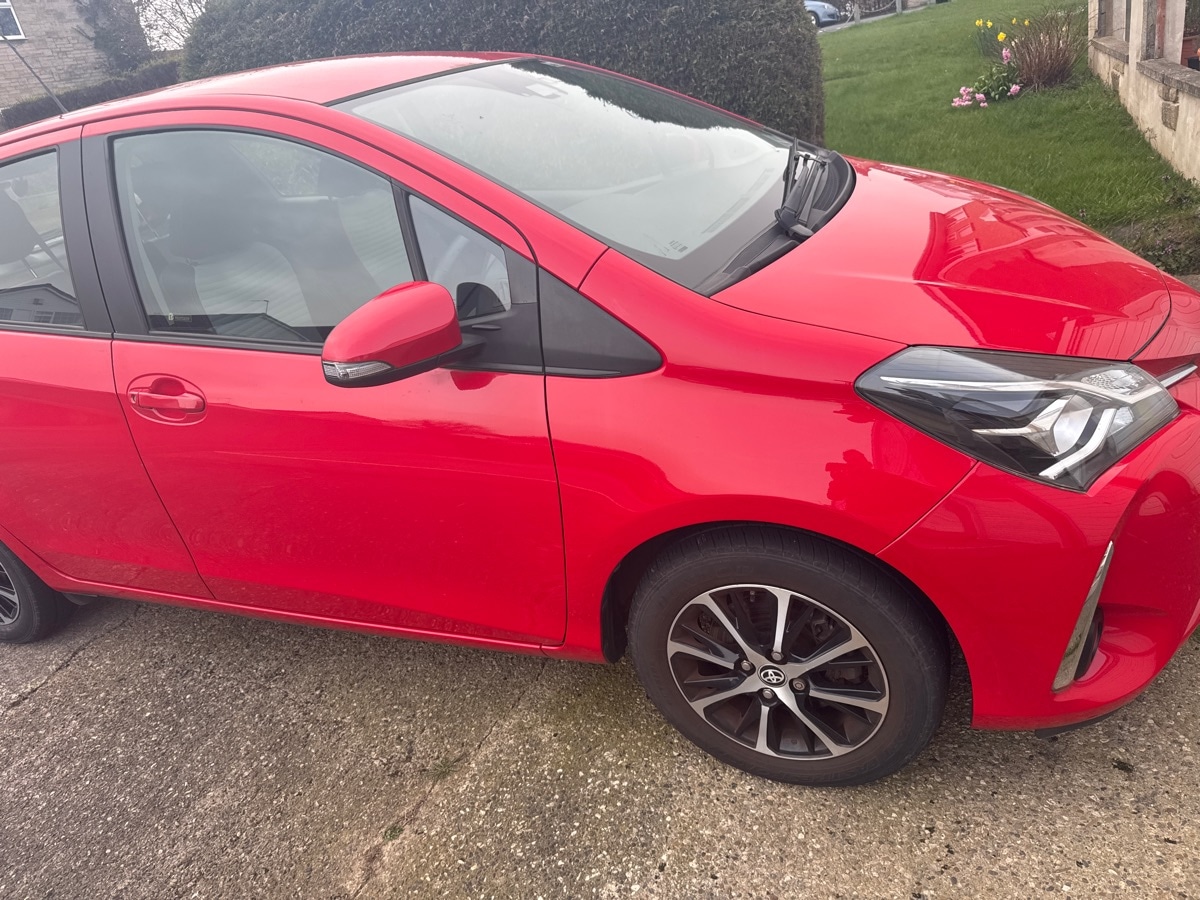 Used Toyota Yaris 2019 for sale - 77973462: Photo 2
