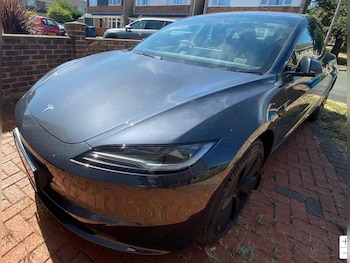 Used Tesla Model 3 2025 for sale - 79558962: Photo