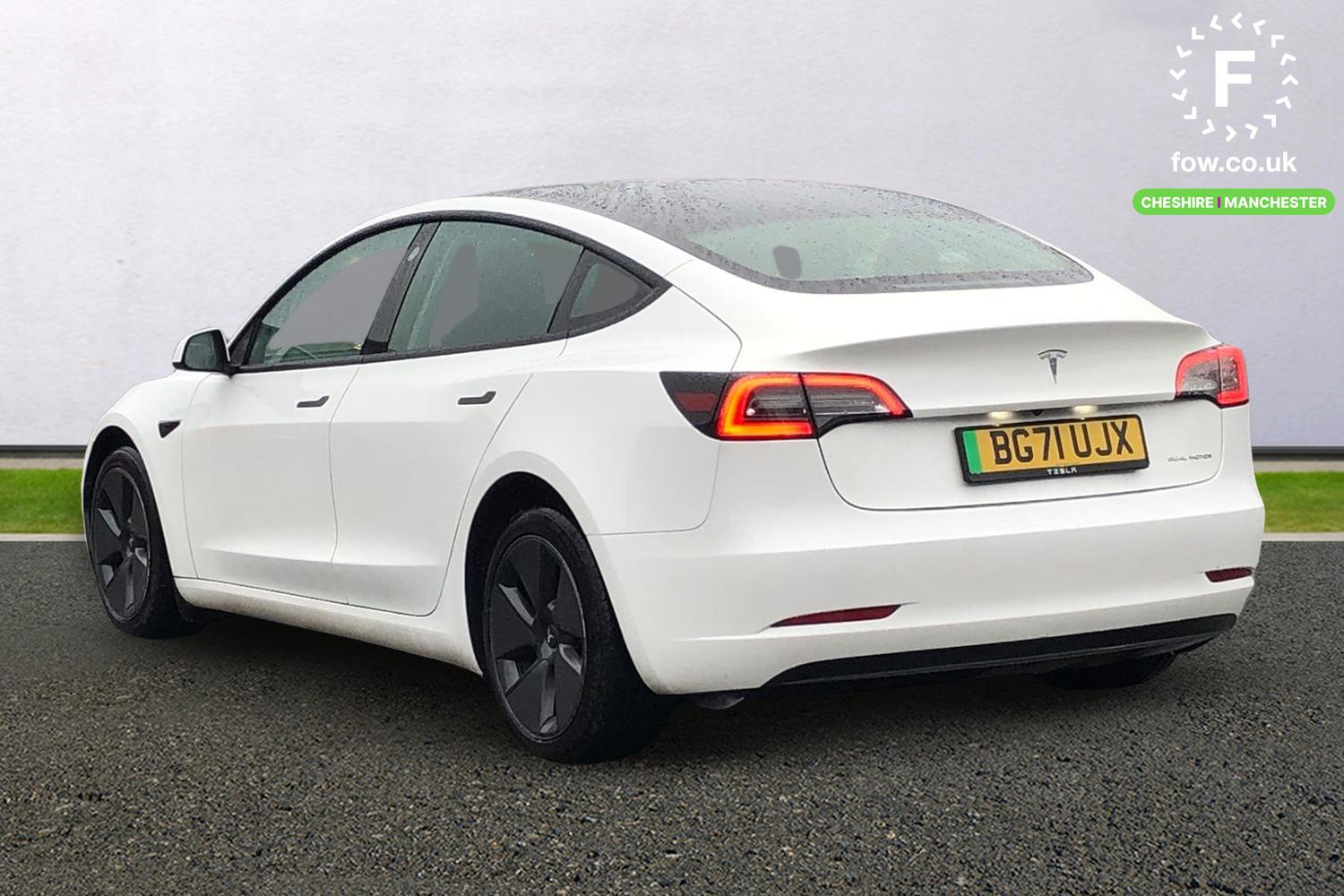 Used Tesla Model 3 2021 for sale - 76909507: Photo 2