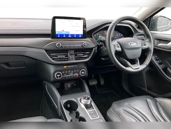 Used Ford Focus 2018 for sale - 76224617: Photo 4