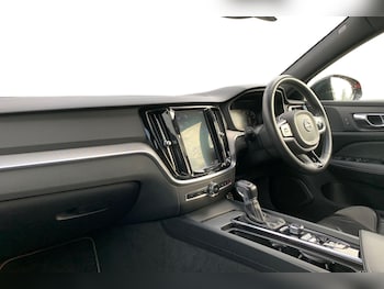 Used Volvo V60 2019 for sale - 79446251: Photo