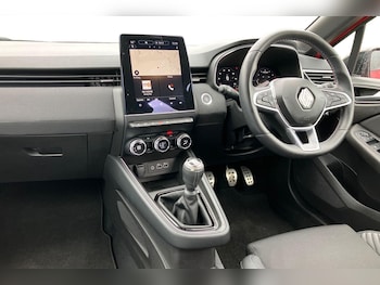 Used Renault Clio 2024 for sale - 76143842: Photo 4
