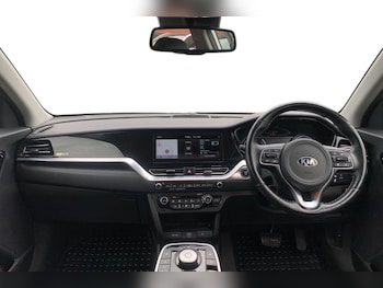 Used Kia Niro 2020 for sale - 79410260: Photo