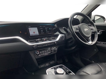 Used Kia Niro 2020 for sale - 79410260: Photo