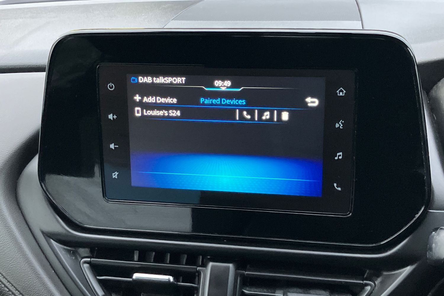 Used Suzuki SX4 S-Cross 2023 for sale - 76863365: Photo 8