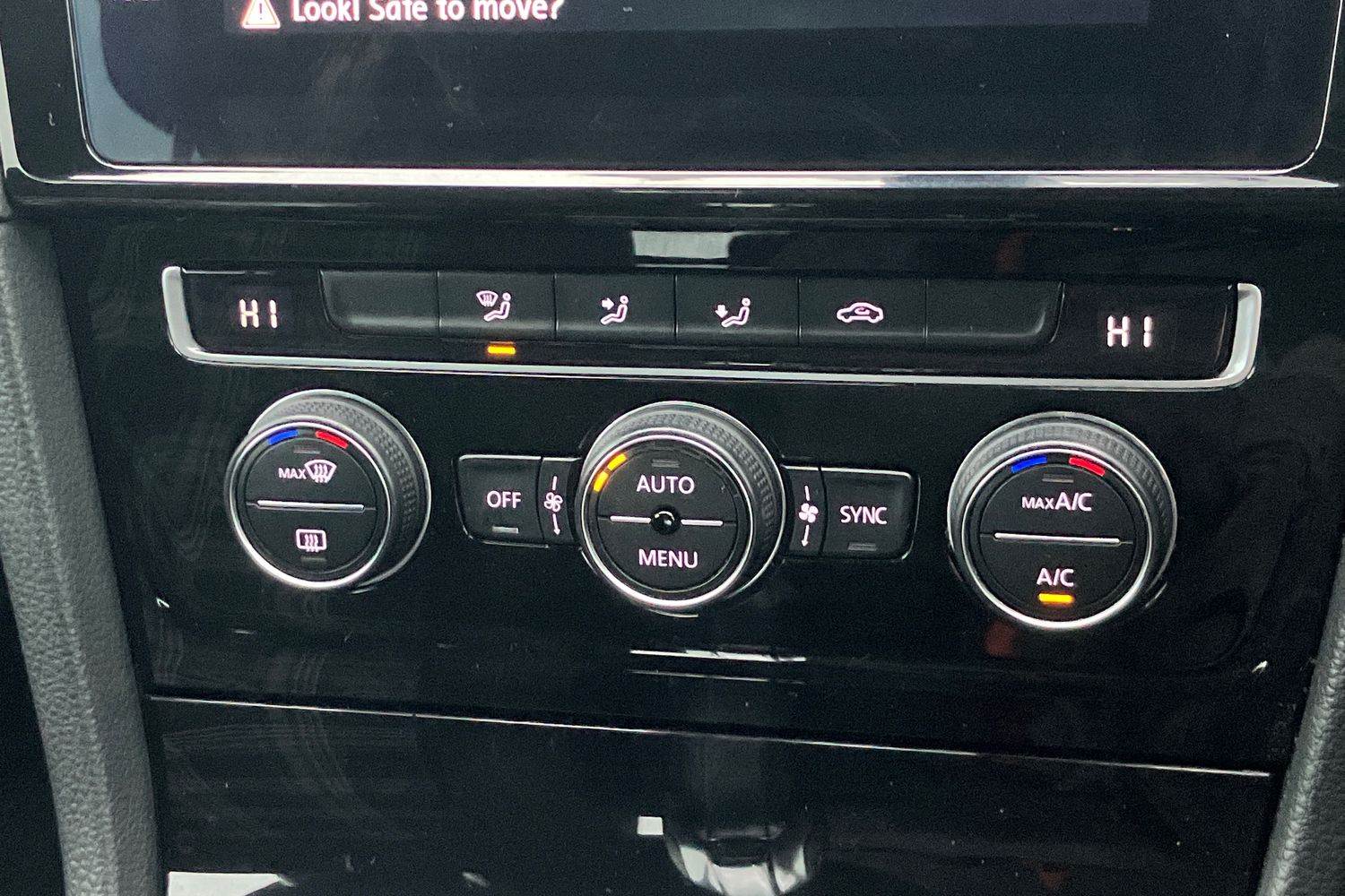 Used Volkswagen Golf 2018 for sale - 76789761: Photo 11