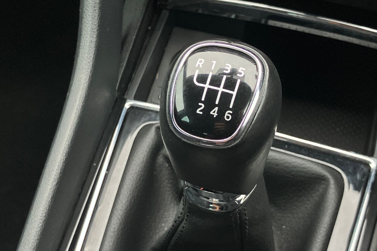 Used Skoda Karoq 2021 for sale - 76182090: Photo 10