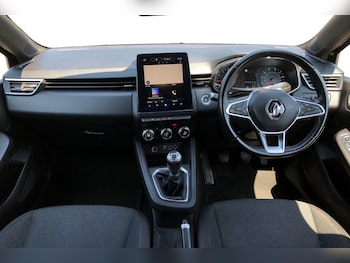 Used Renault Clio 2020 for sale - 79198109: Photo
