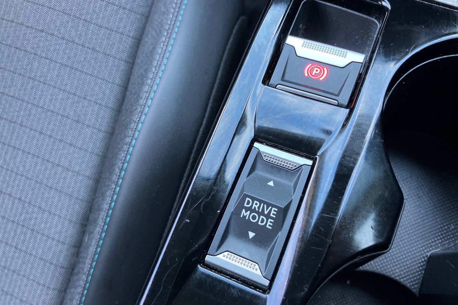 Used Peugeot 2008 2021 for sale - 77458967: Photo 14