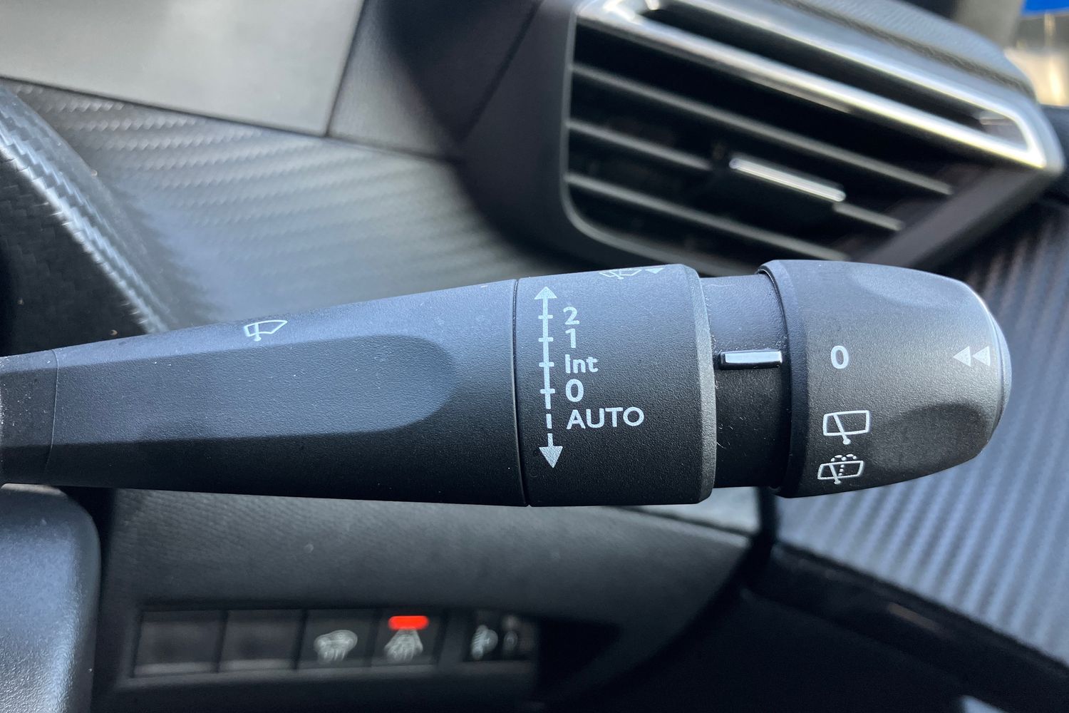 Used Peugeot 2008 2021 for sale - 77458967: Photo 18