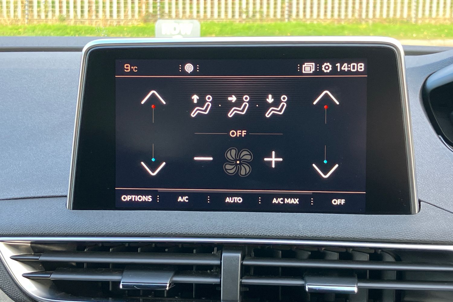 Used Peugeot 3008 2017 for sale - 76697566: Photo 7