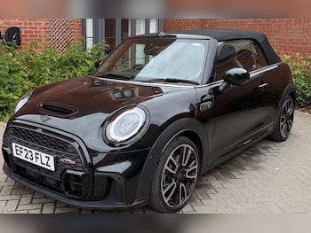 Used MINI Convertible 2023 for sale - 79314719: Photo